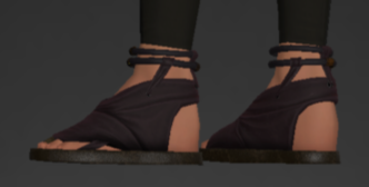 Zormor Sandals of Striking side.png