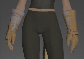 Felt Bracers front.png