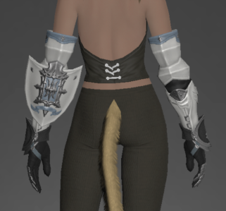 Edengrace Gauntlets of Maiming rear.png