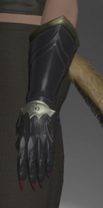 Bonewicca Tracker's Gauntlets side.png