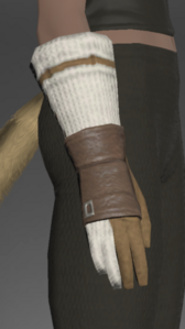 Woolen Bracers right side.png