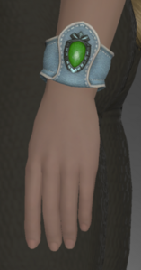 Wyvernskin Wristbands side.png