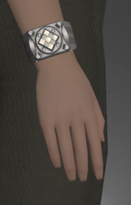 Pearl Bracelet side.png