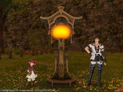 Deluxe moonfire lantern img2.jpg